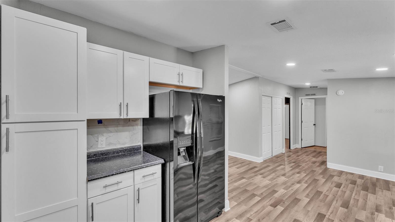Image 25 of 37 For 6210 Pinewood Village Circle E