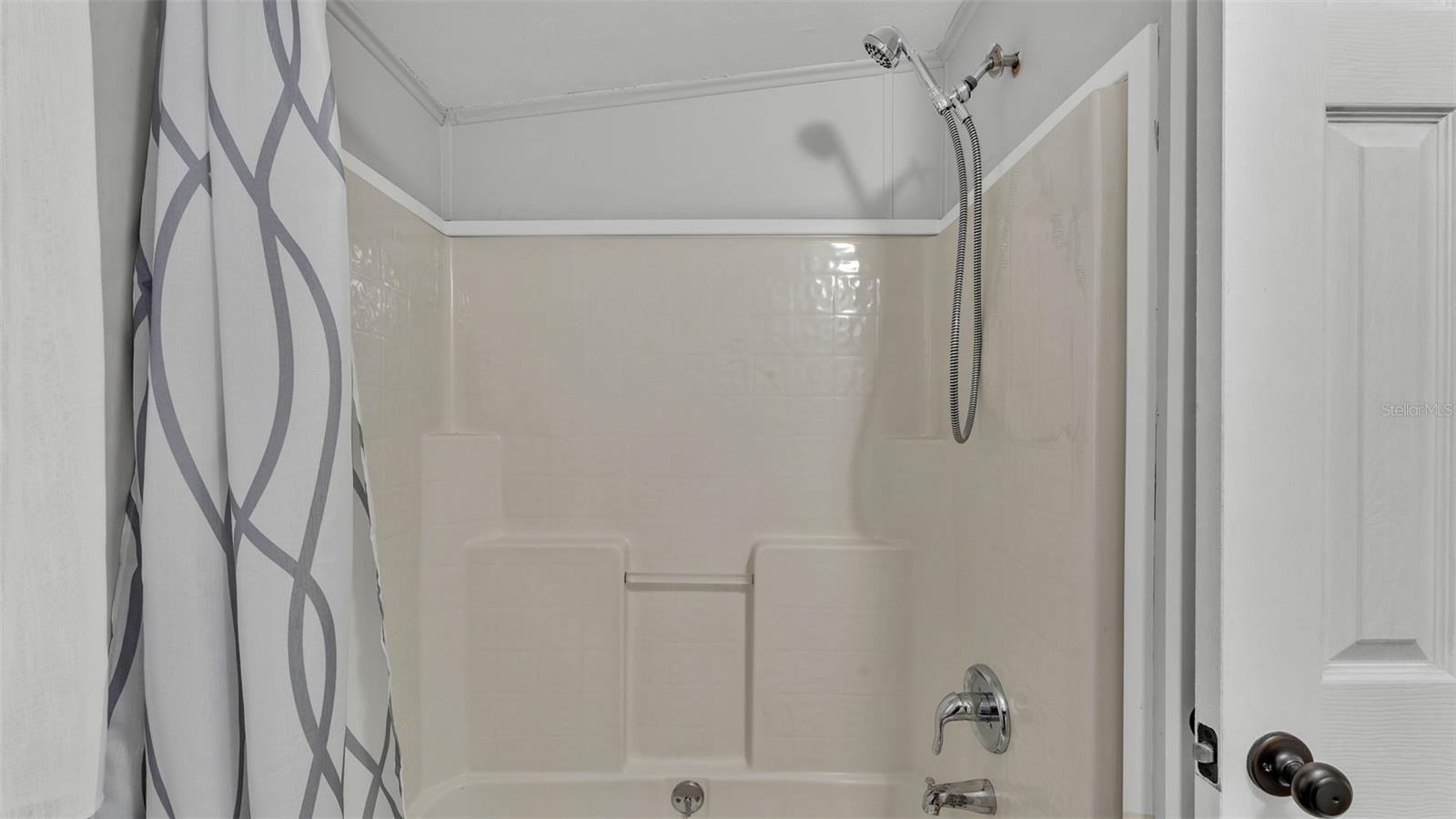 Image 31 of 37 For 6210 Pinewood Village Circle E