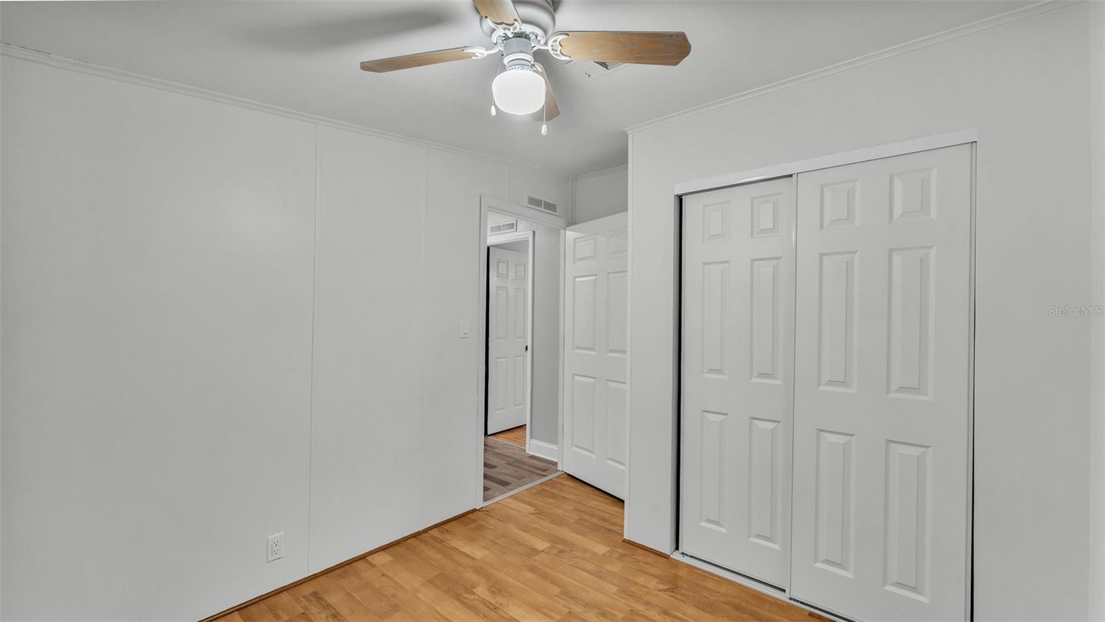 Image 33 of 37 For 6210 Pinewood Village Circle E