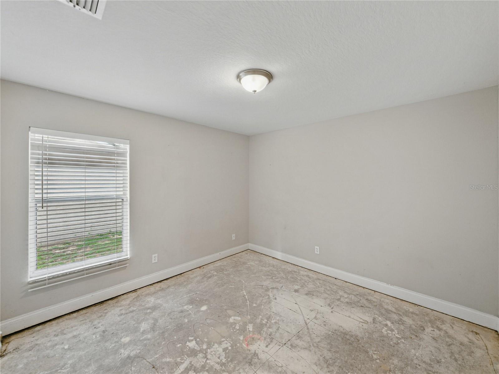 Image 24 of 68 For 5522 1st Street Se