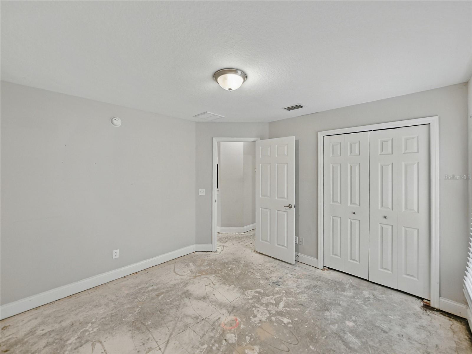 Image 26 of 68 For 5522 1st Street Se