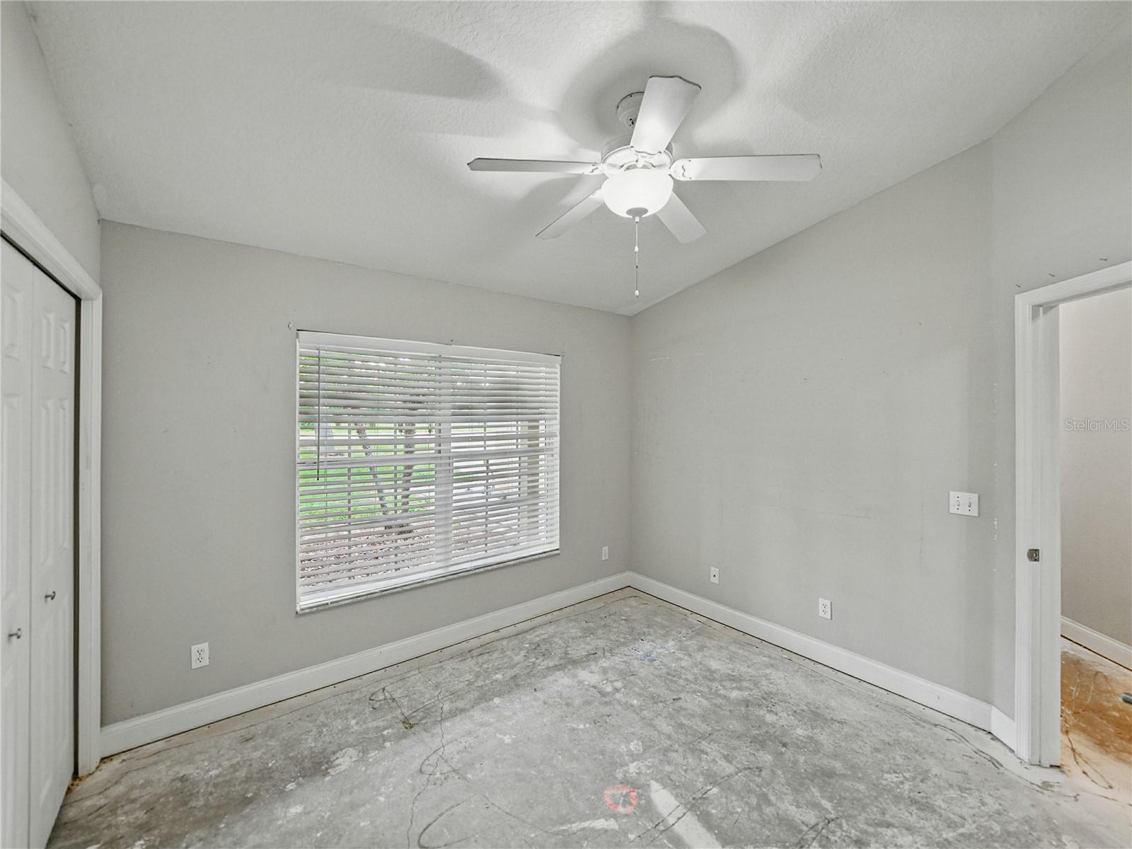 Image 38 of 68 For 5522 1st Street Se