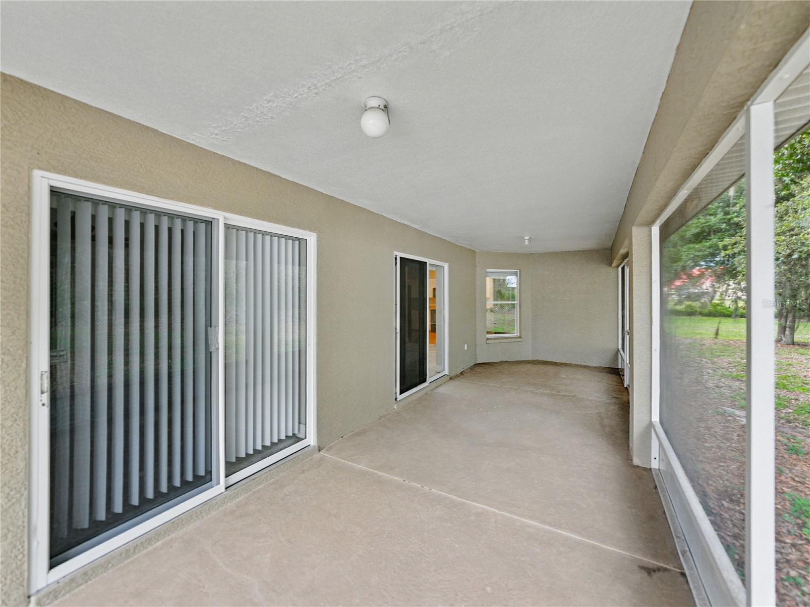 Image 42 of 68 For 5522 1st Street Se