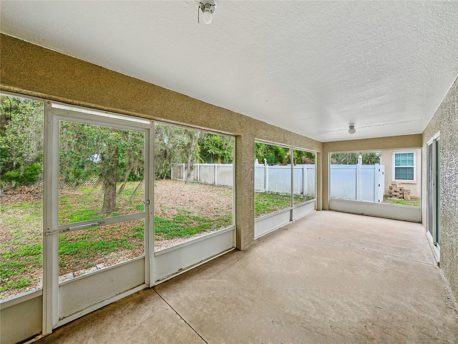 Image 44 of 68 For 5522 1st Street Se