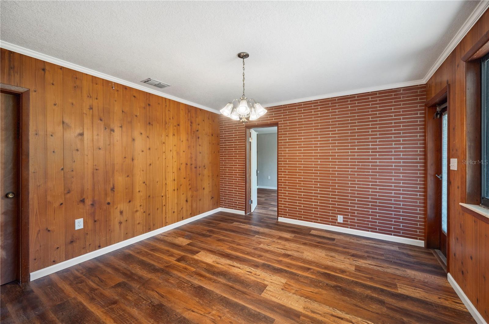 Image 14 of 31 For 1830 Casco  