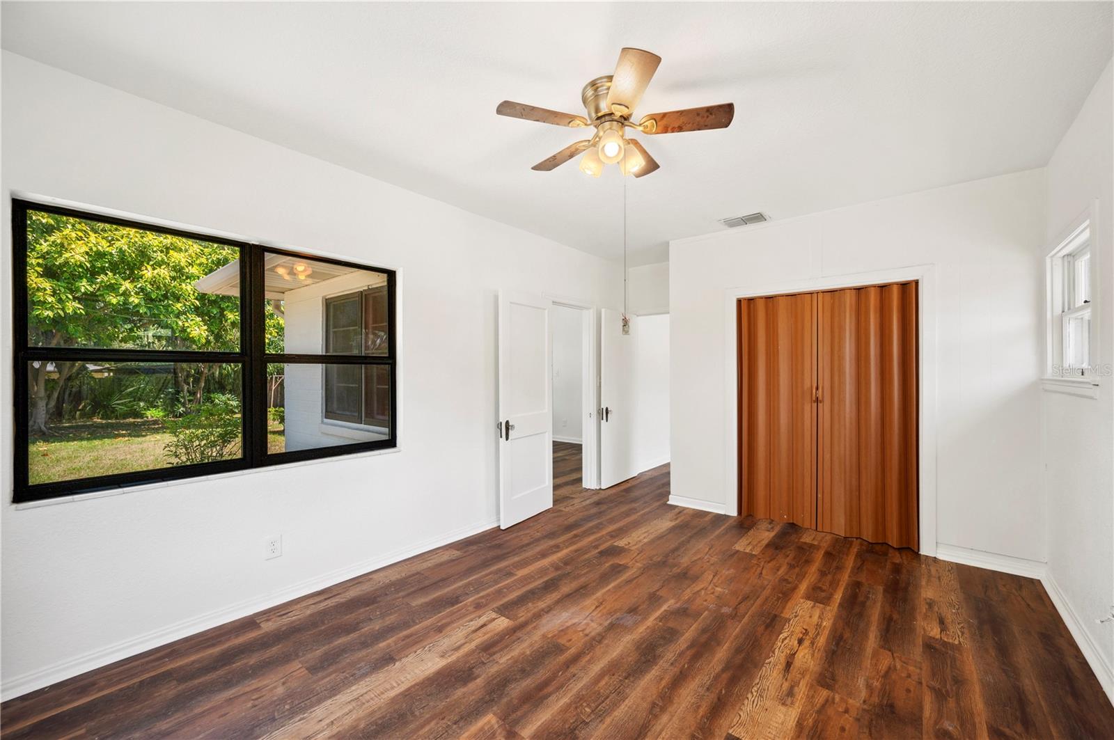 Image 9 of 31 For 1830 Casco  