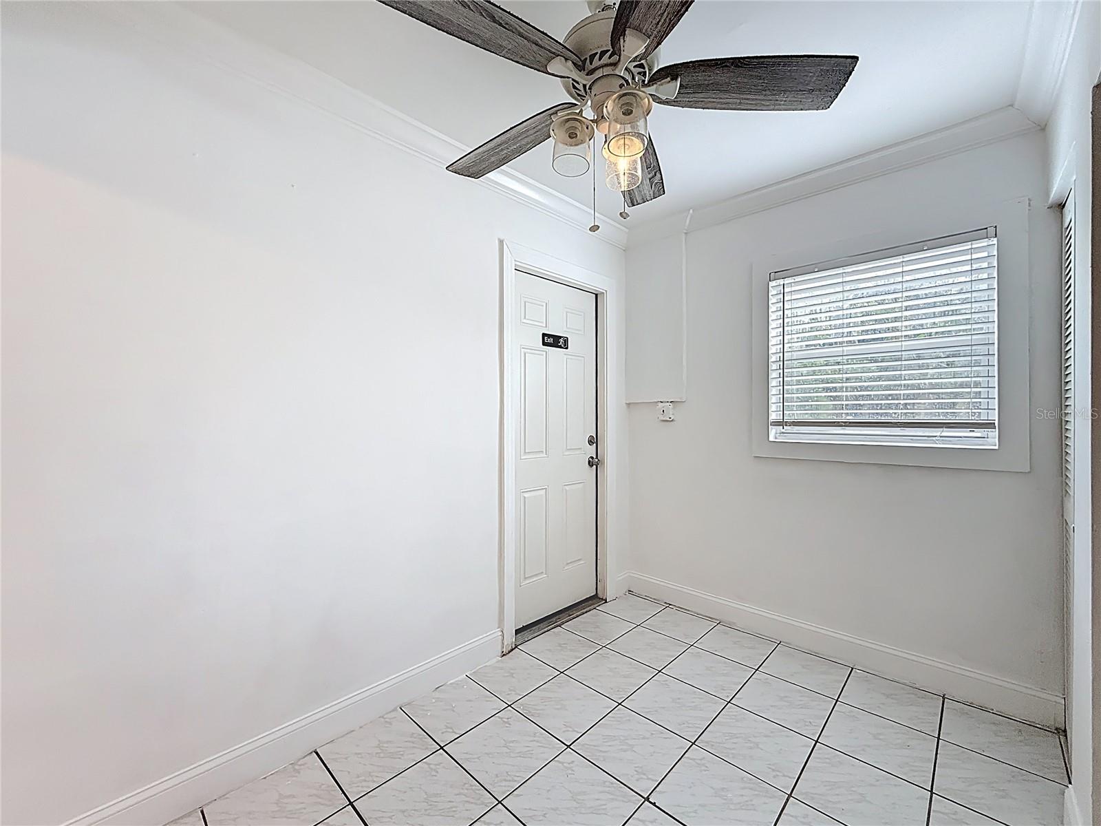 Image 18 of 40 For 6464 Mcclellan Street
