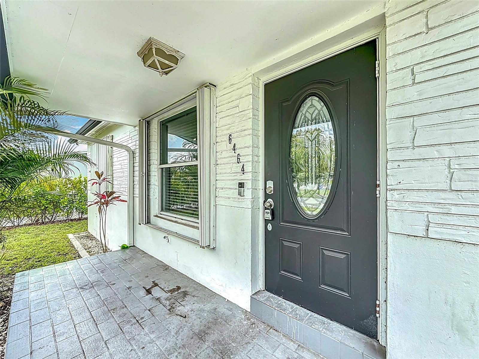 Image 2 of 40 For 6464 Mcclellan Street