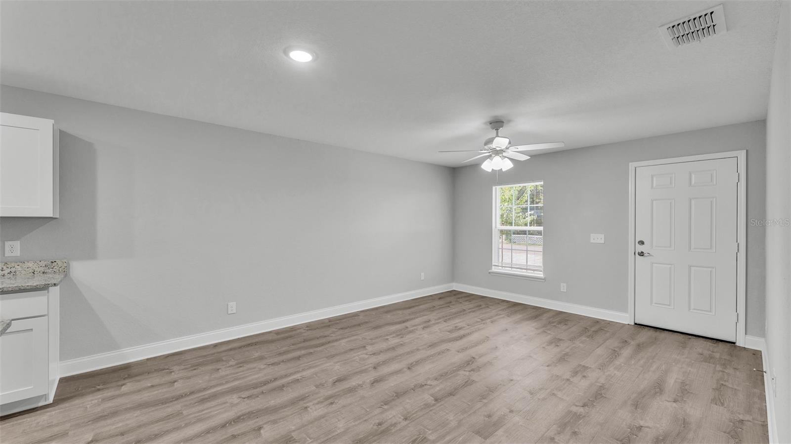 Image 22 of 39 For 502 & 504 2nd Street Sw