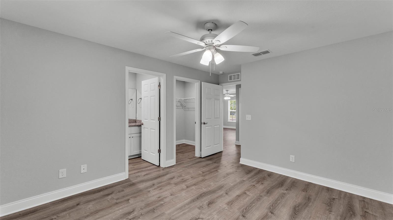 Image 29 of 39 For 502 & 504 2nd Street Sw