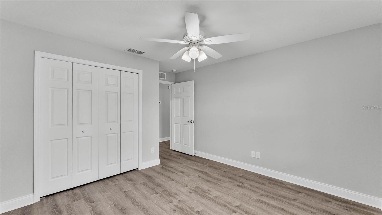 Image 34 of 39 For 502 & 504 2nd Street Sw