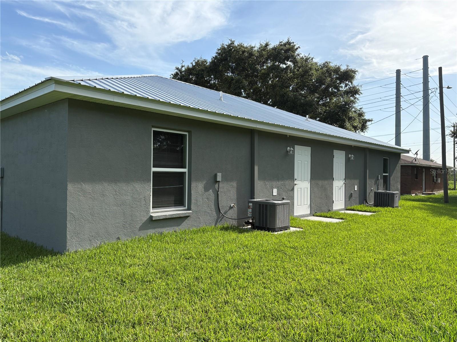 Image 5 of 39 For 502 & 504 2nd Street Sw