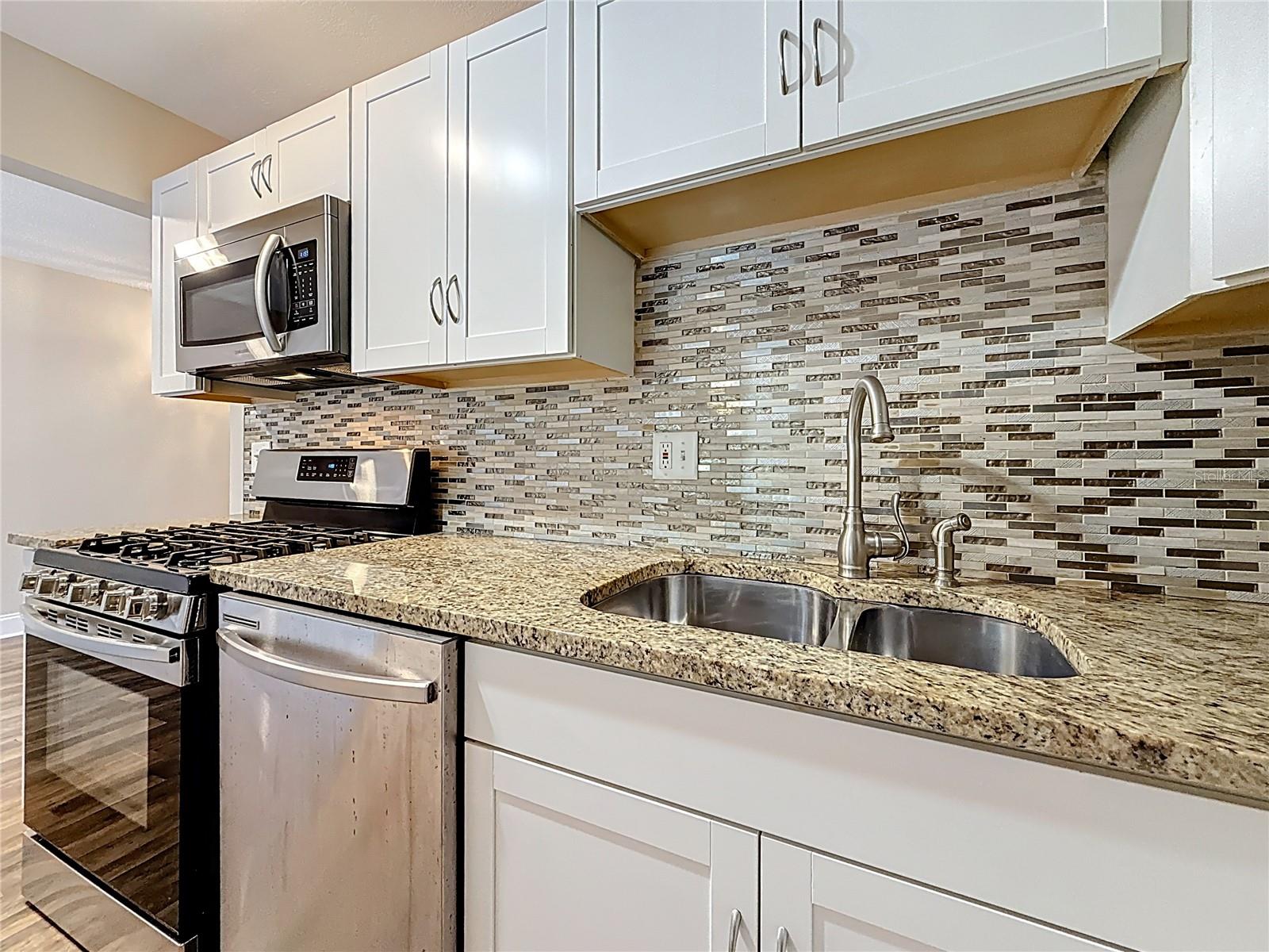 Image 27 of 49 For 5980 80th Street N 408