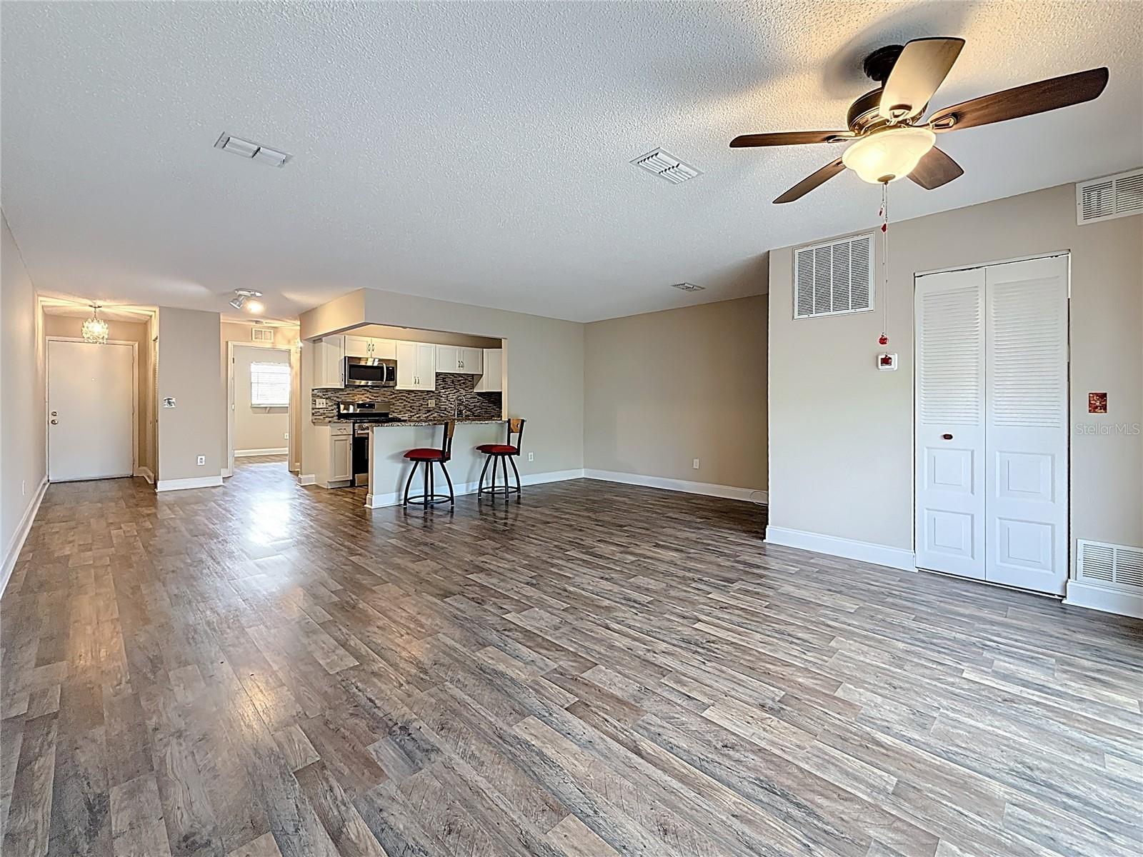 Image 3 of 49 For 5980 80th Street N 408