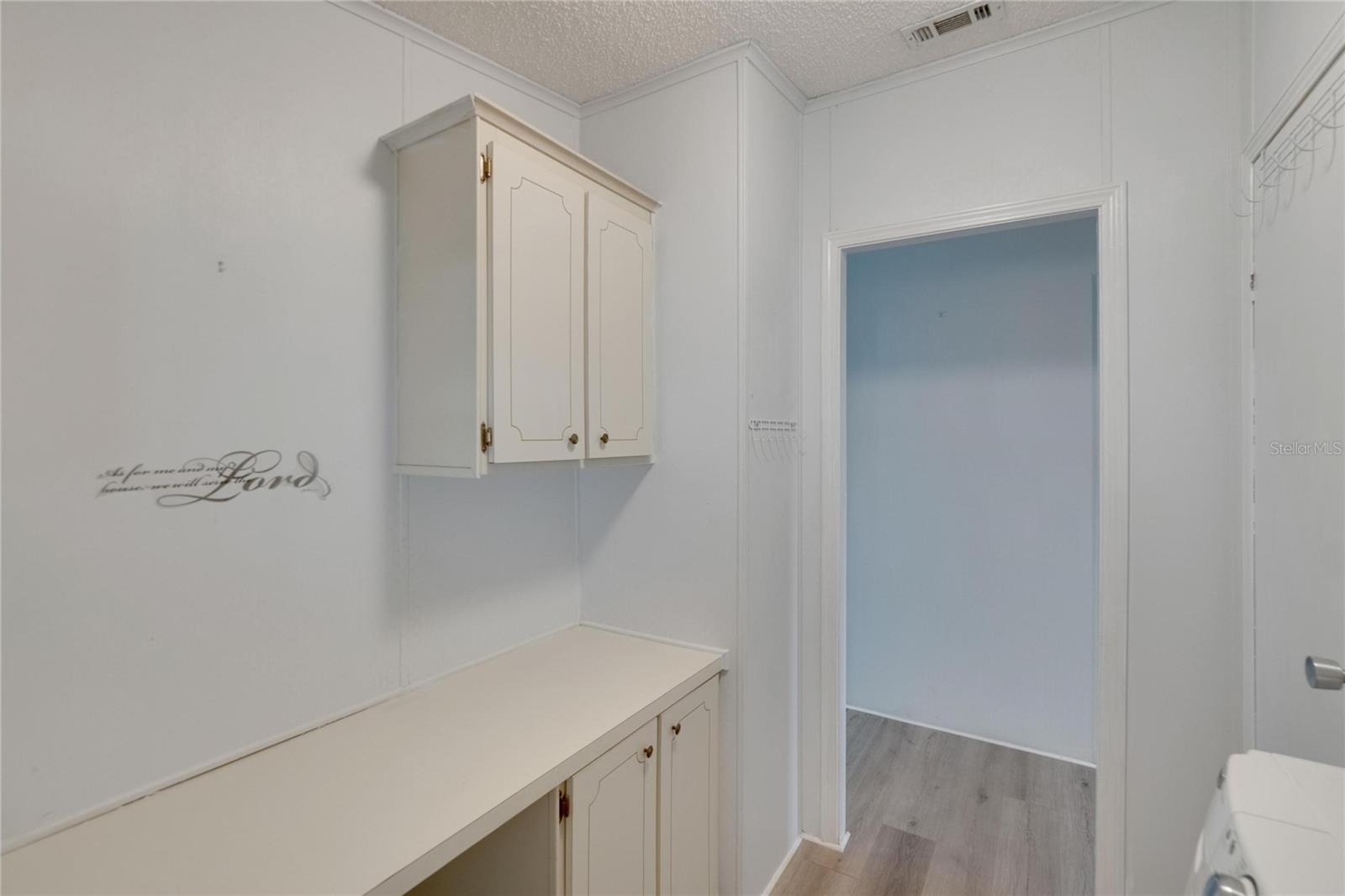 Image 12 of 59 For 1811 Sherwood Hill Dr