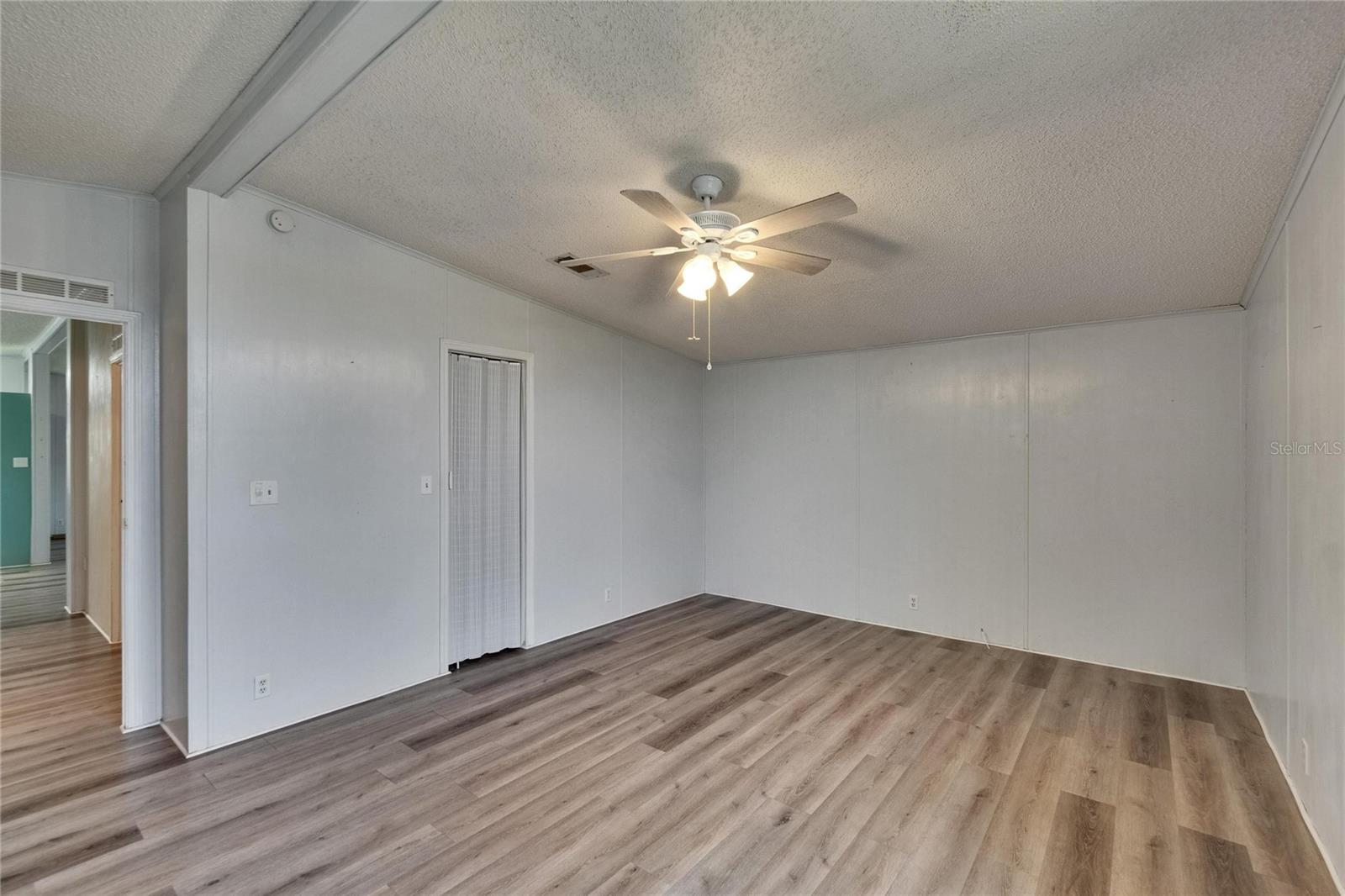 Image 38 of 59 For 1811 Sherwood Hill Dr