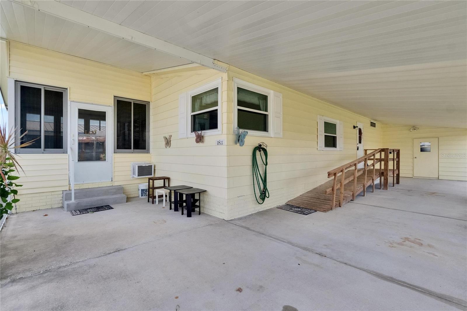 Image 5 of 59 For 1811 Sherwood Hill Dr