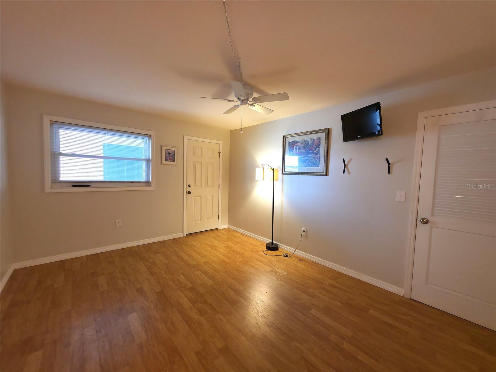 Image 7 of 18 For 1893 Shore Drive S 208