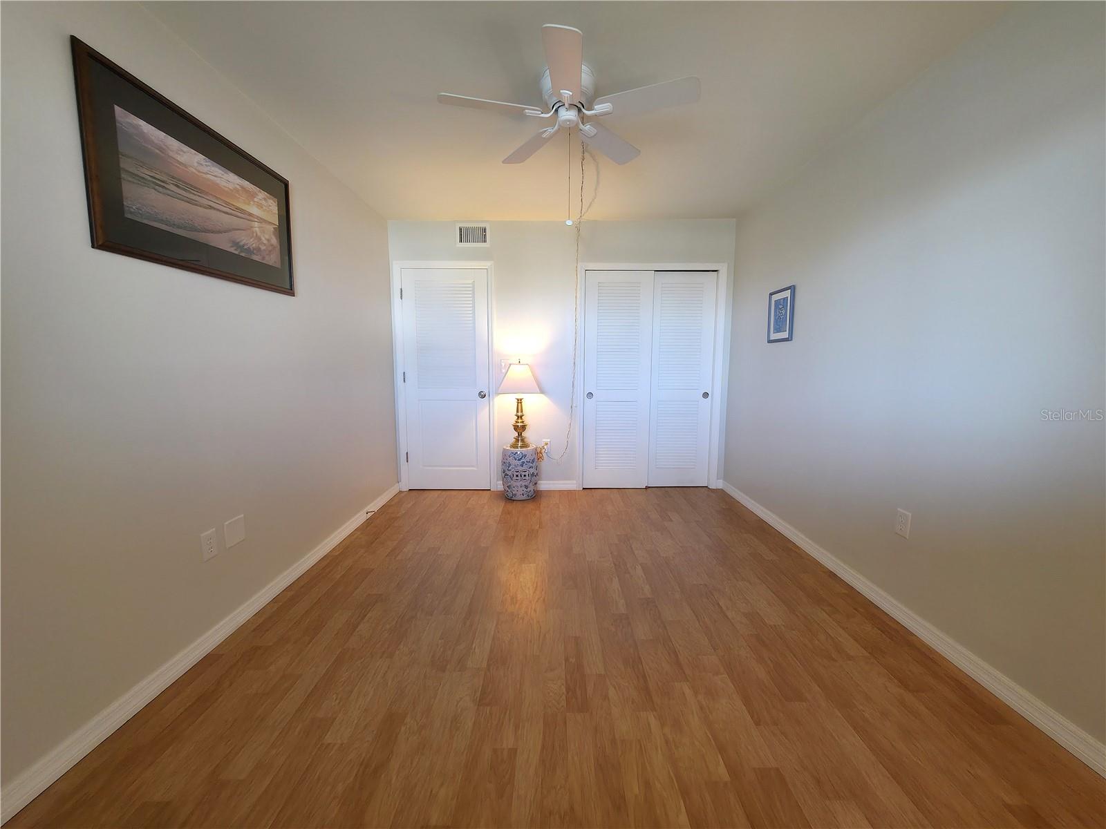 Image 9 of 18 For 1893 Shore Drive S 208