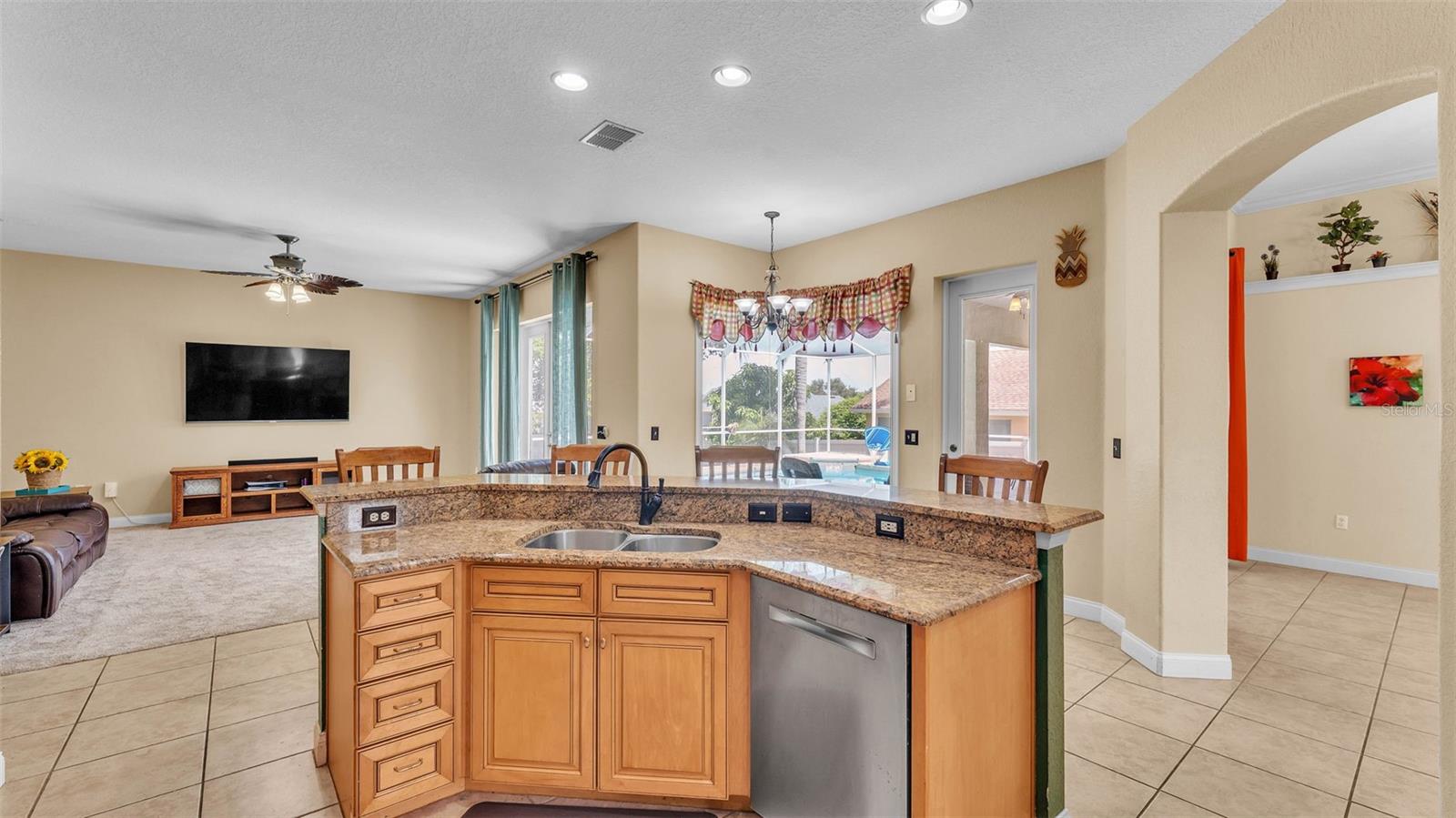 Image 18 of 62 For 6757 High Grove Drive