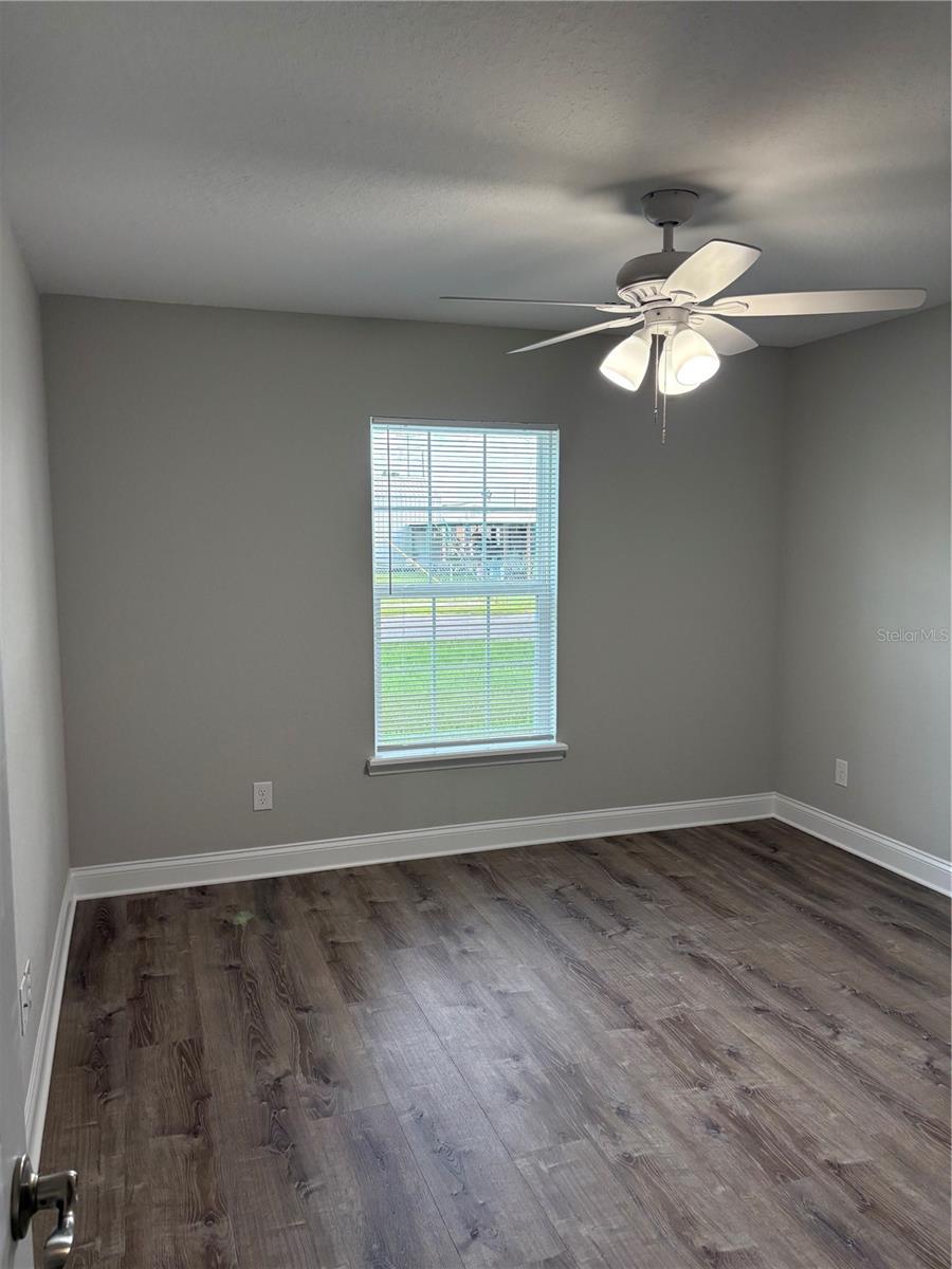 Image 17 of 21 For 514 & 516 2nd Street Sw