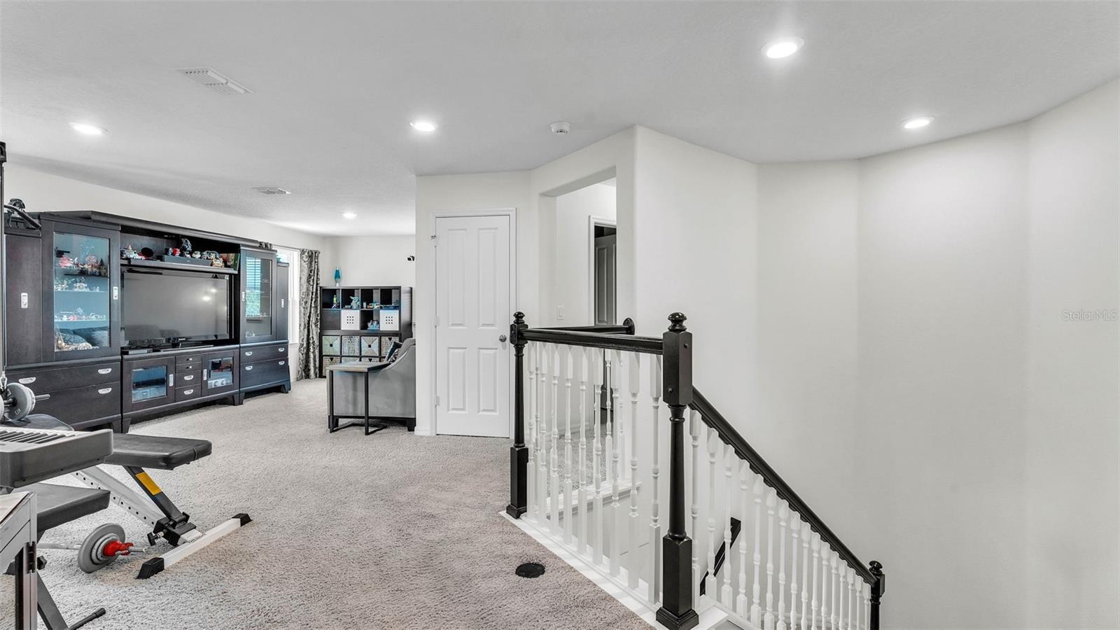 Image 39 of 68 For 8120 Soldierwood Street
