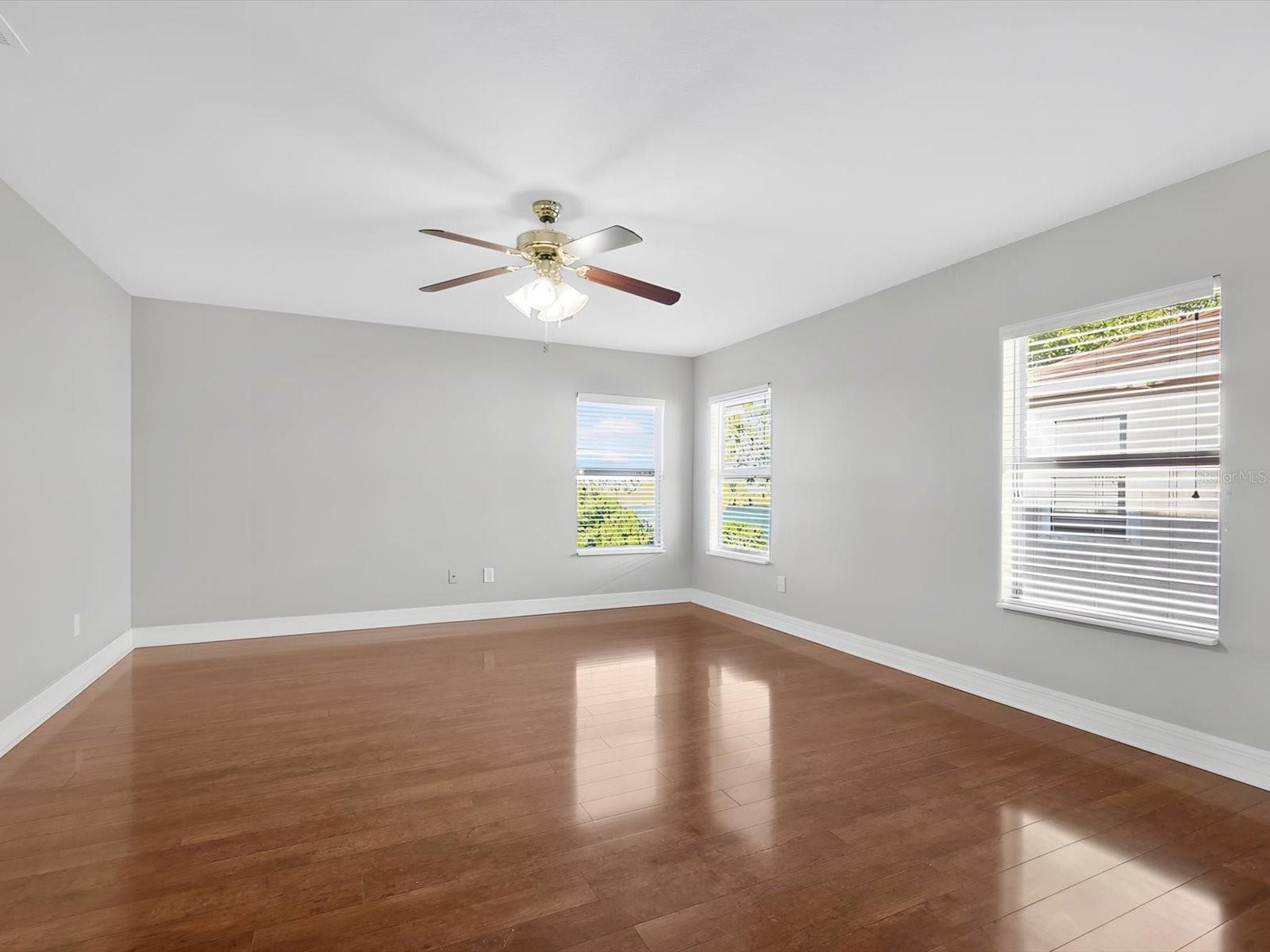 Image 15 of 42 For 2274 Geneva Drive