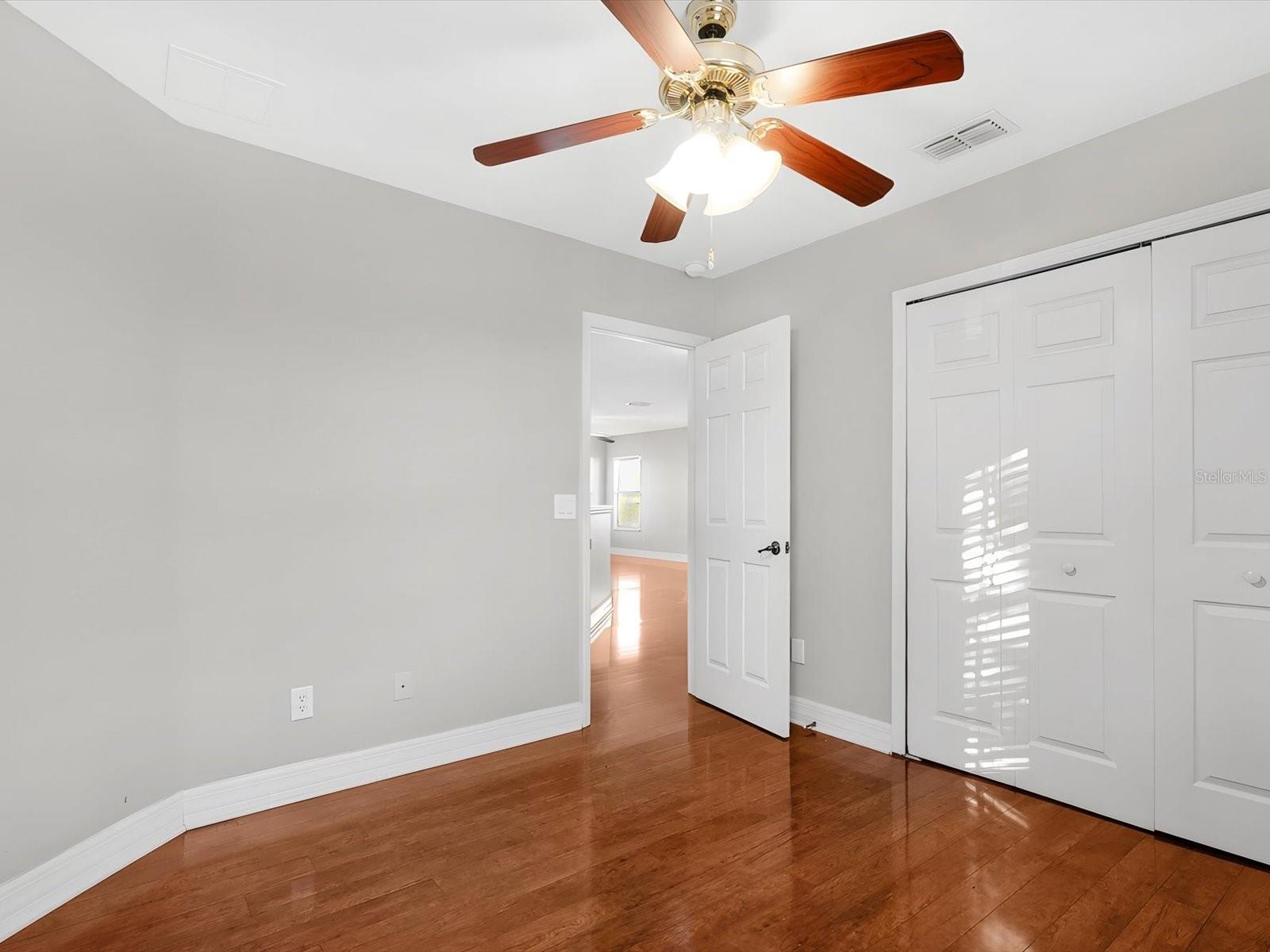 Image 24 of 42 For 2274 Geneva Drive