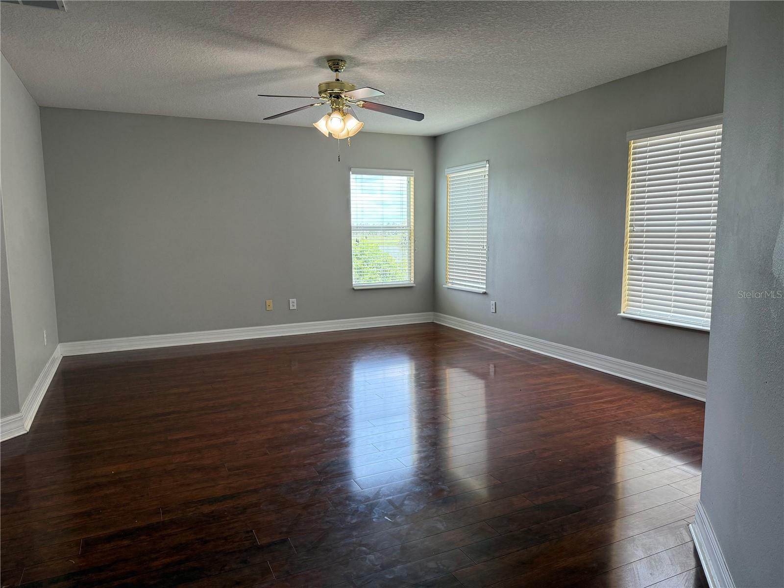 Image 9 of 10 For 2274 Geneva Drive