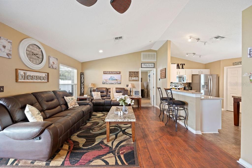 Image 10 of 43 For 1420 Meadows Pond Drive