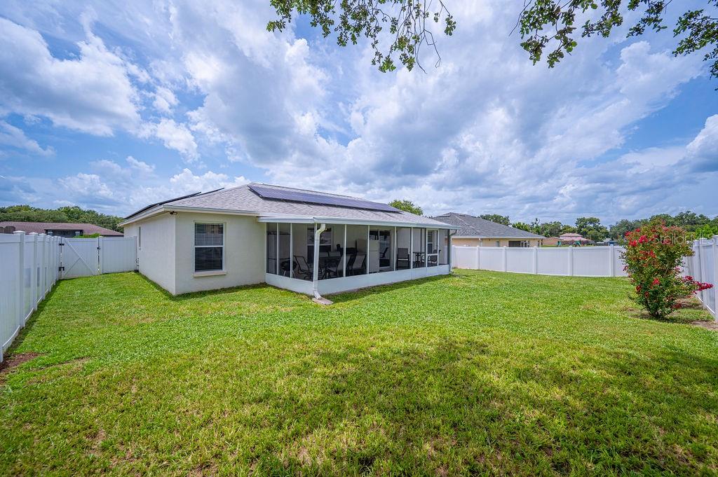 Image 31 of 43 For 1420 Meadows Pond Drive