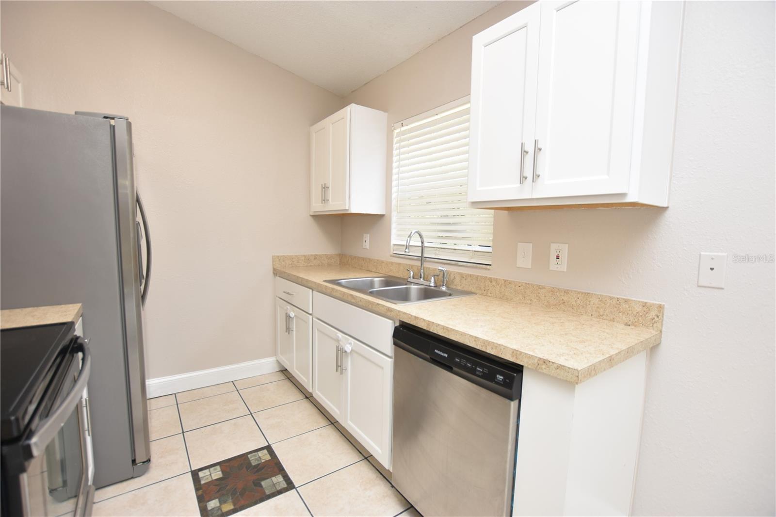 Image 3 of 25 For 1723 Pilchard Drive