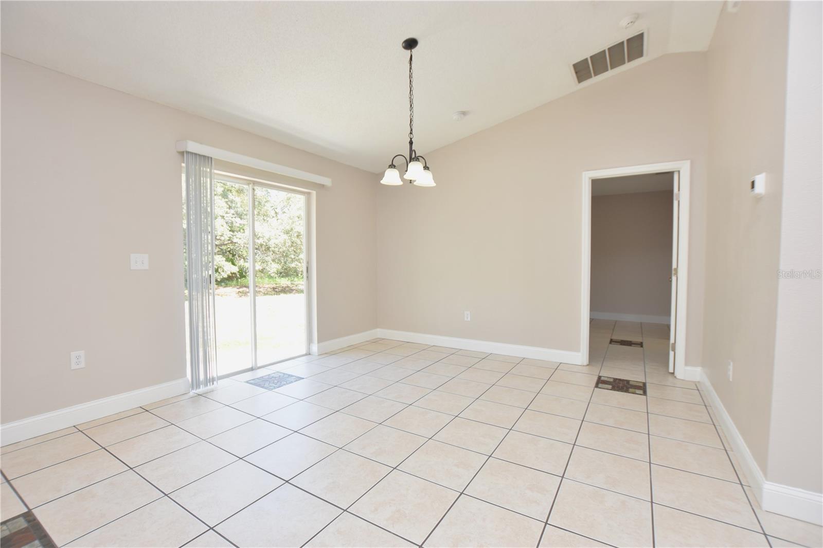 Image 5 of 25 For 1723 Pilchard Drive