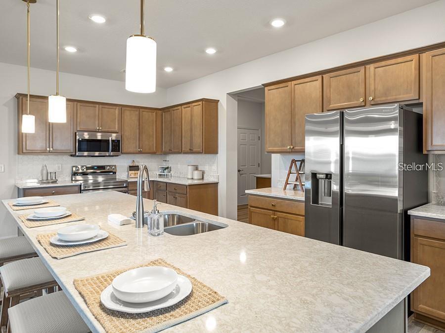 Image 3 of 20 For 7515 107th Lane
