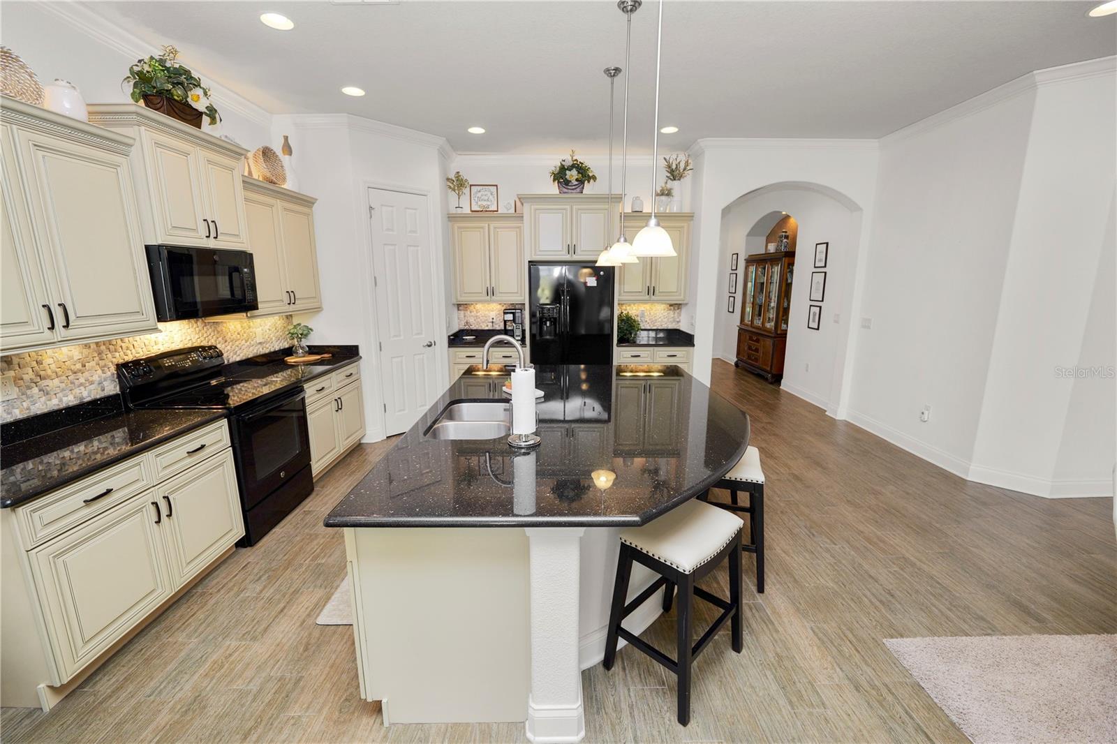 Image 32 of 47 For 961 Christina Chase Drive