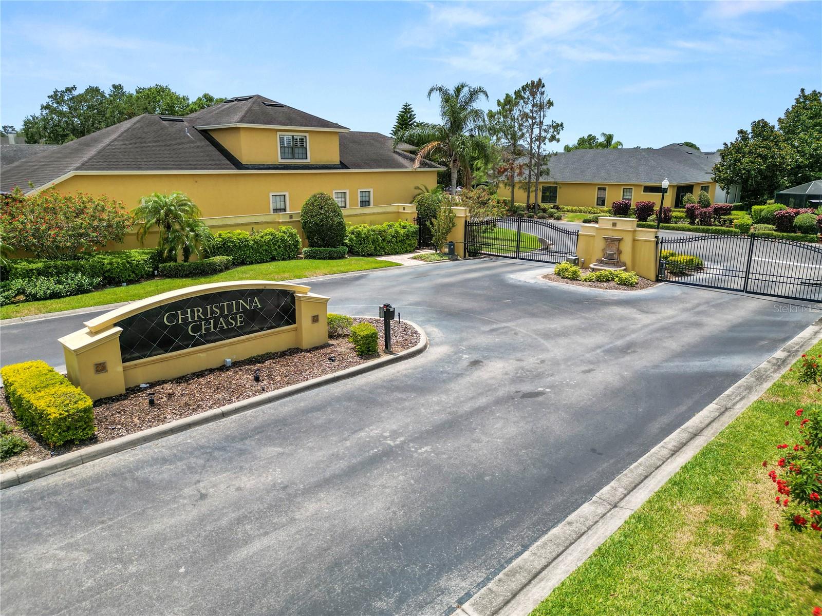 Image 5 of 47 For 961 Christina Chase Drive