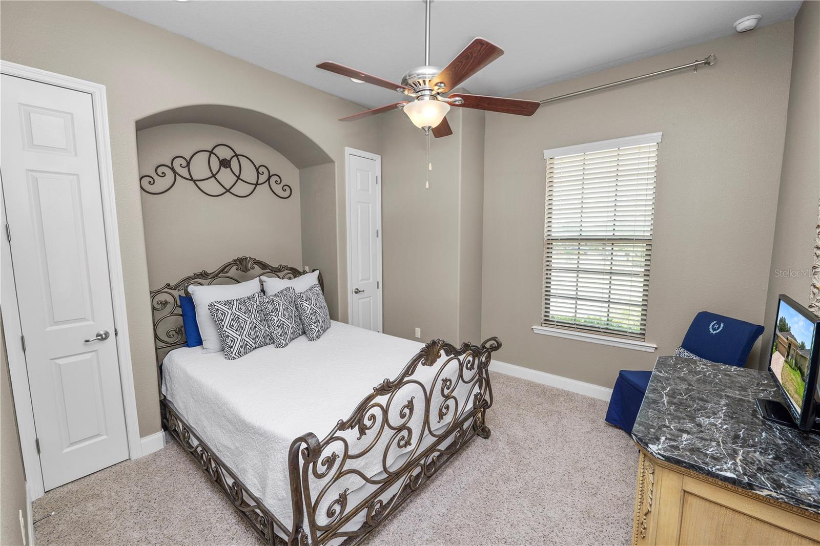 Image 7 of 47 For 961 Christina Chase Drive