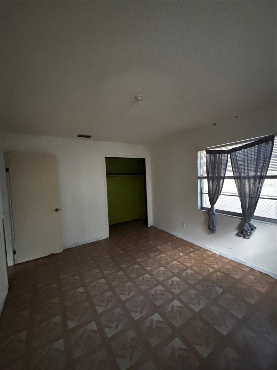 Image 9 of 20 For 2921 Galaxy Lane