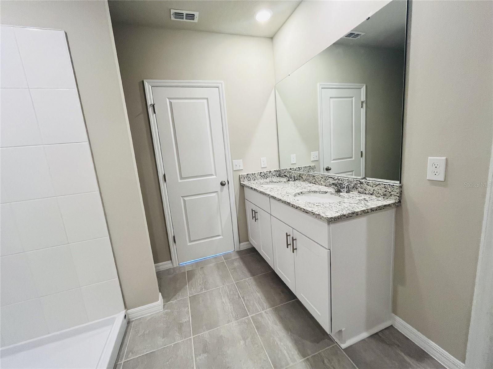 Image 11 of 15 For 1061 Oak Valley Drive