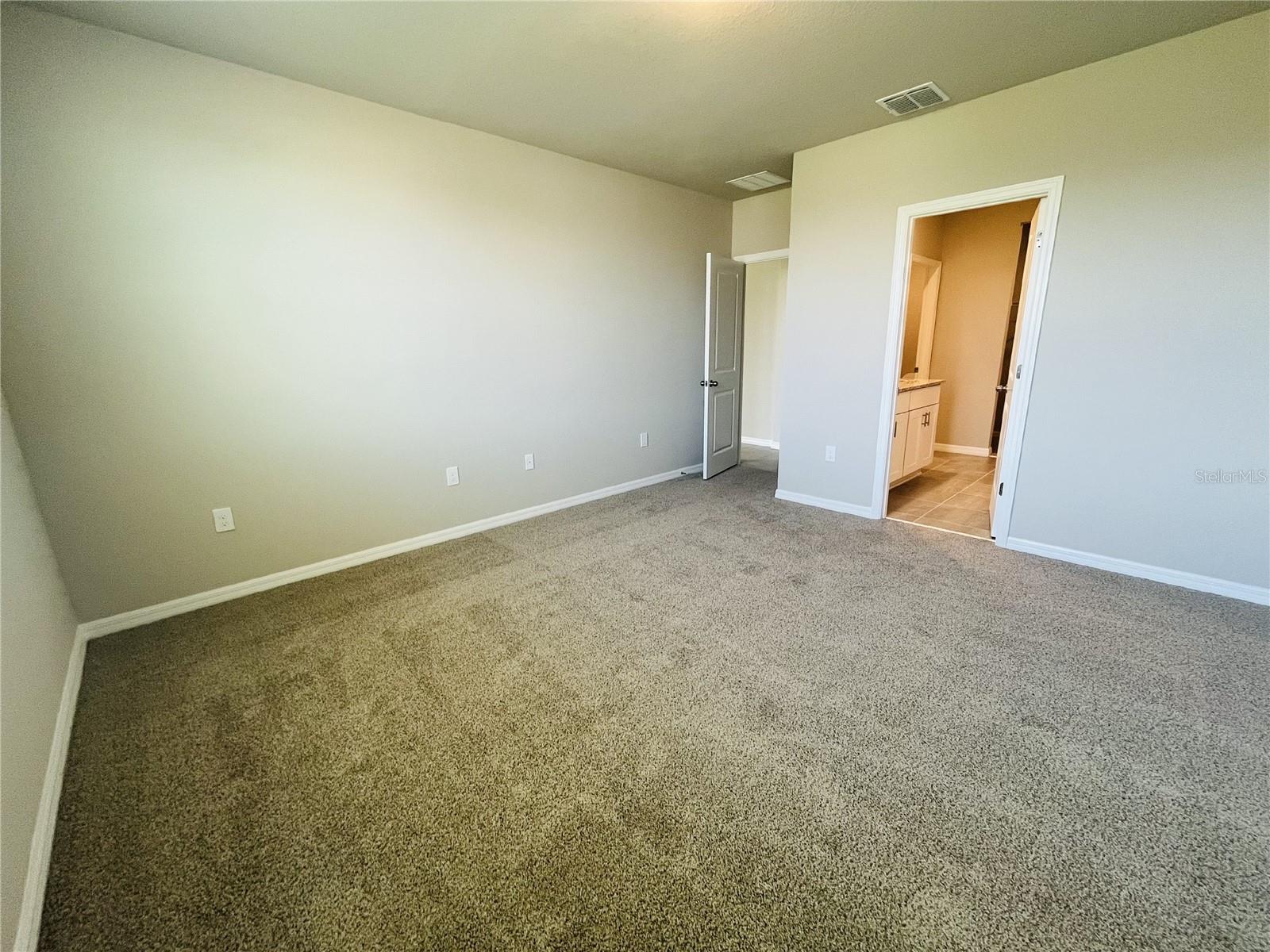 Image 7 of 15 For 1061 Oak Valley Drive
