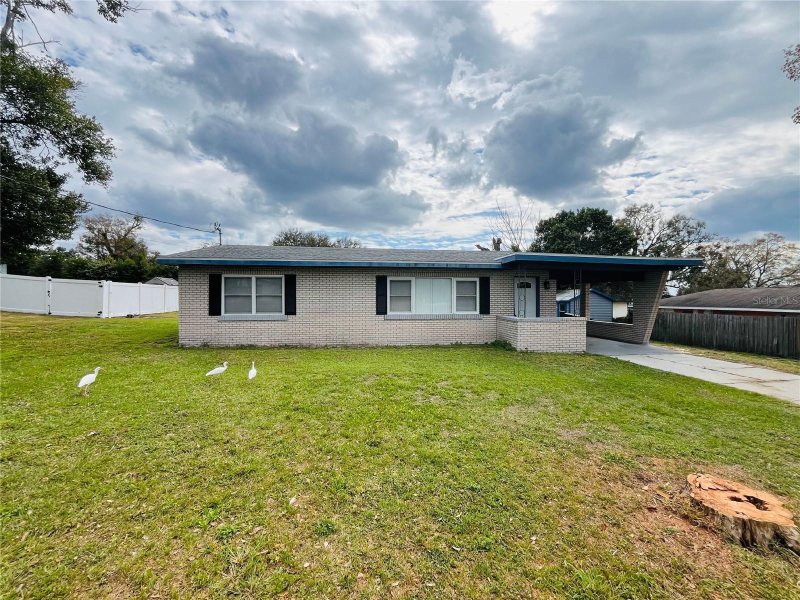 Image 2 of 15 For 260 Interlachen Street