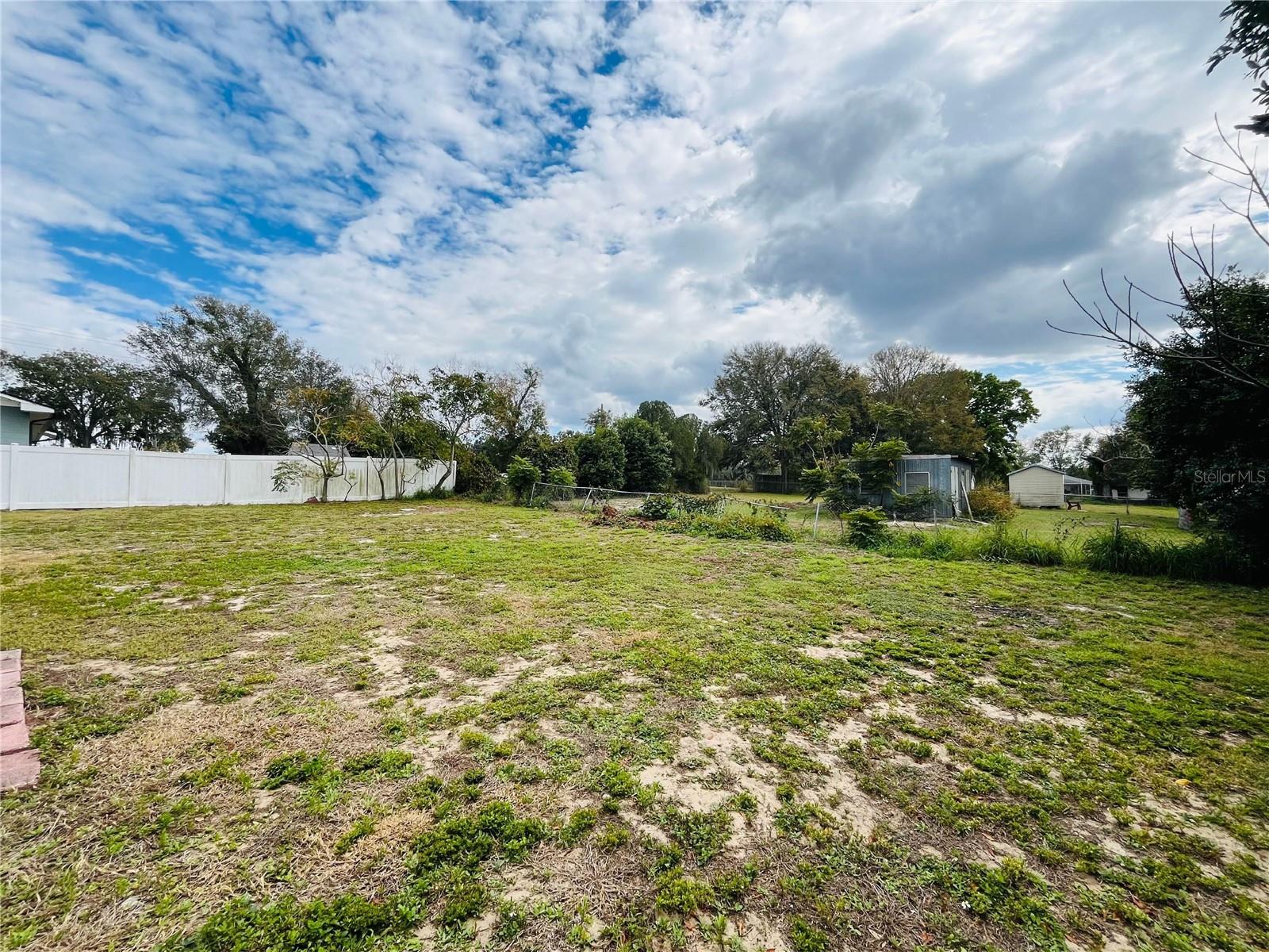 Image 5 of 15 For 260 Interlachen Street