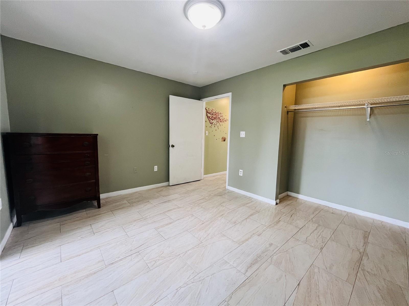 Image 6 of 6 For 214 Chestnut Road Unit 2