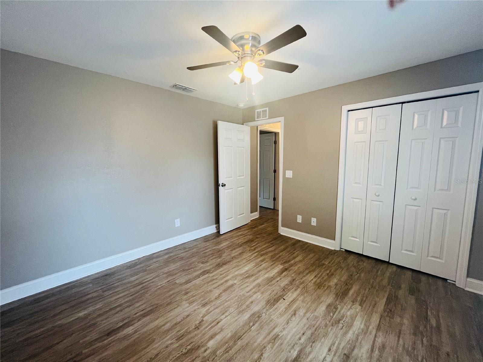 Image 10 of 12 For 640 Grapefruit Avenue Apt B