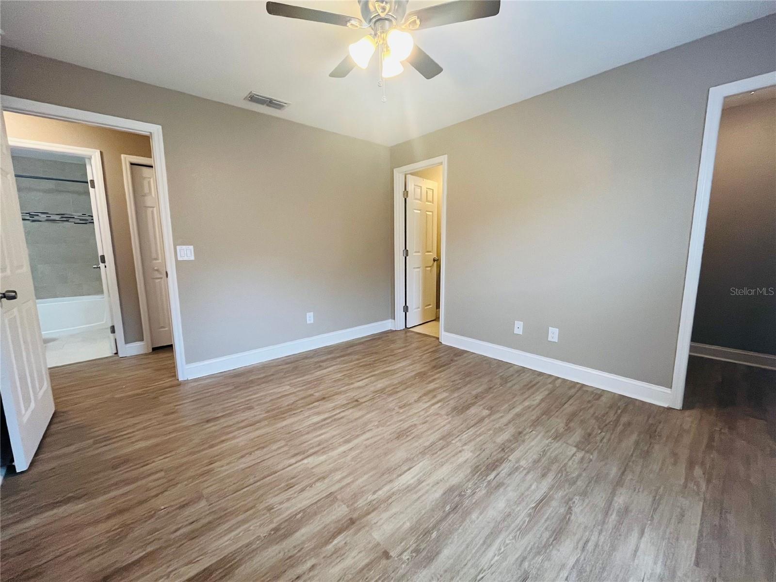 Image 6 of 12 For 640 Grapefruit Avenue Apt B