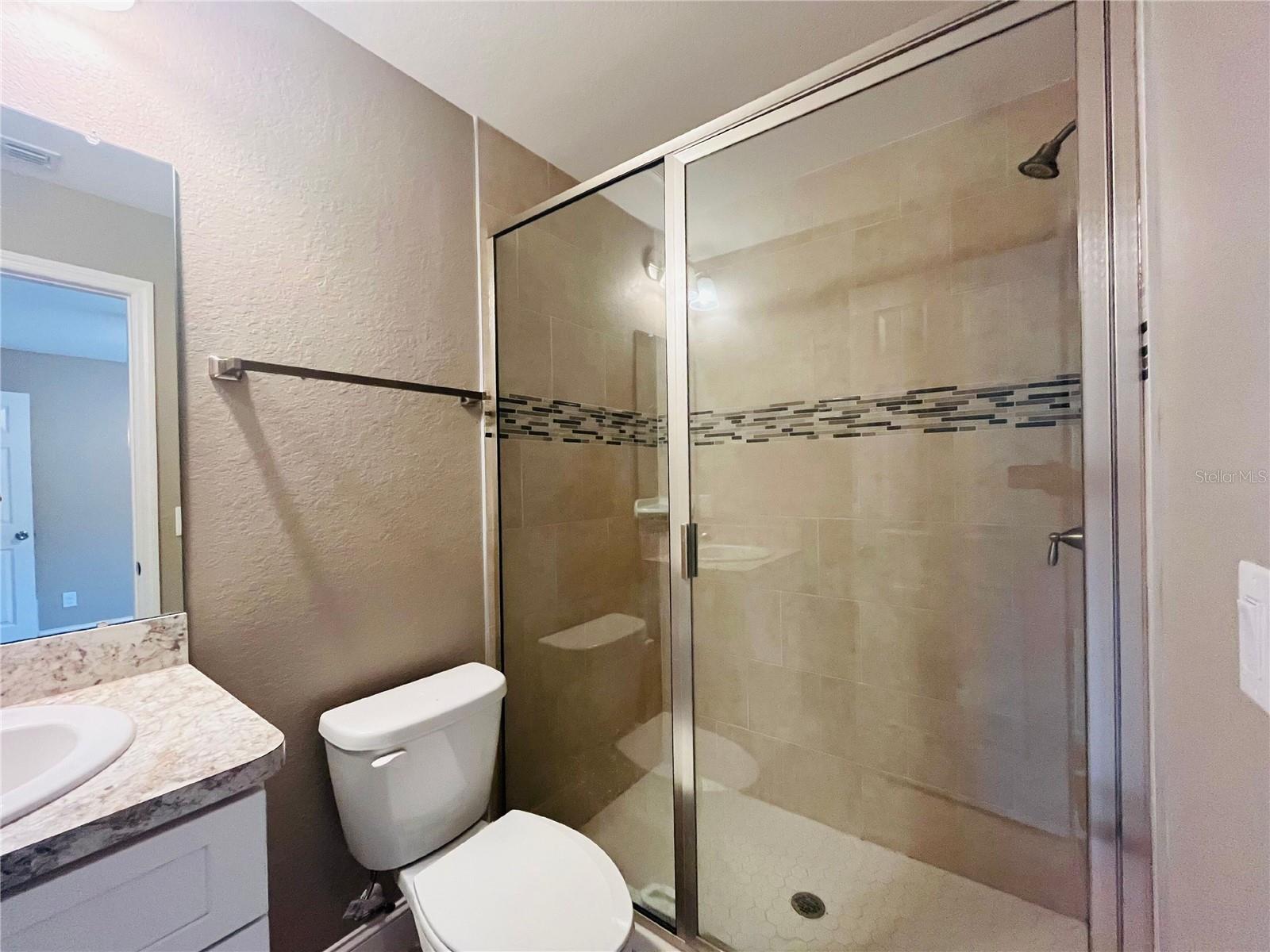 Image 8 of 12 For 640 Grapefruit Avenue Apt B