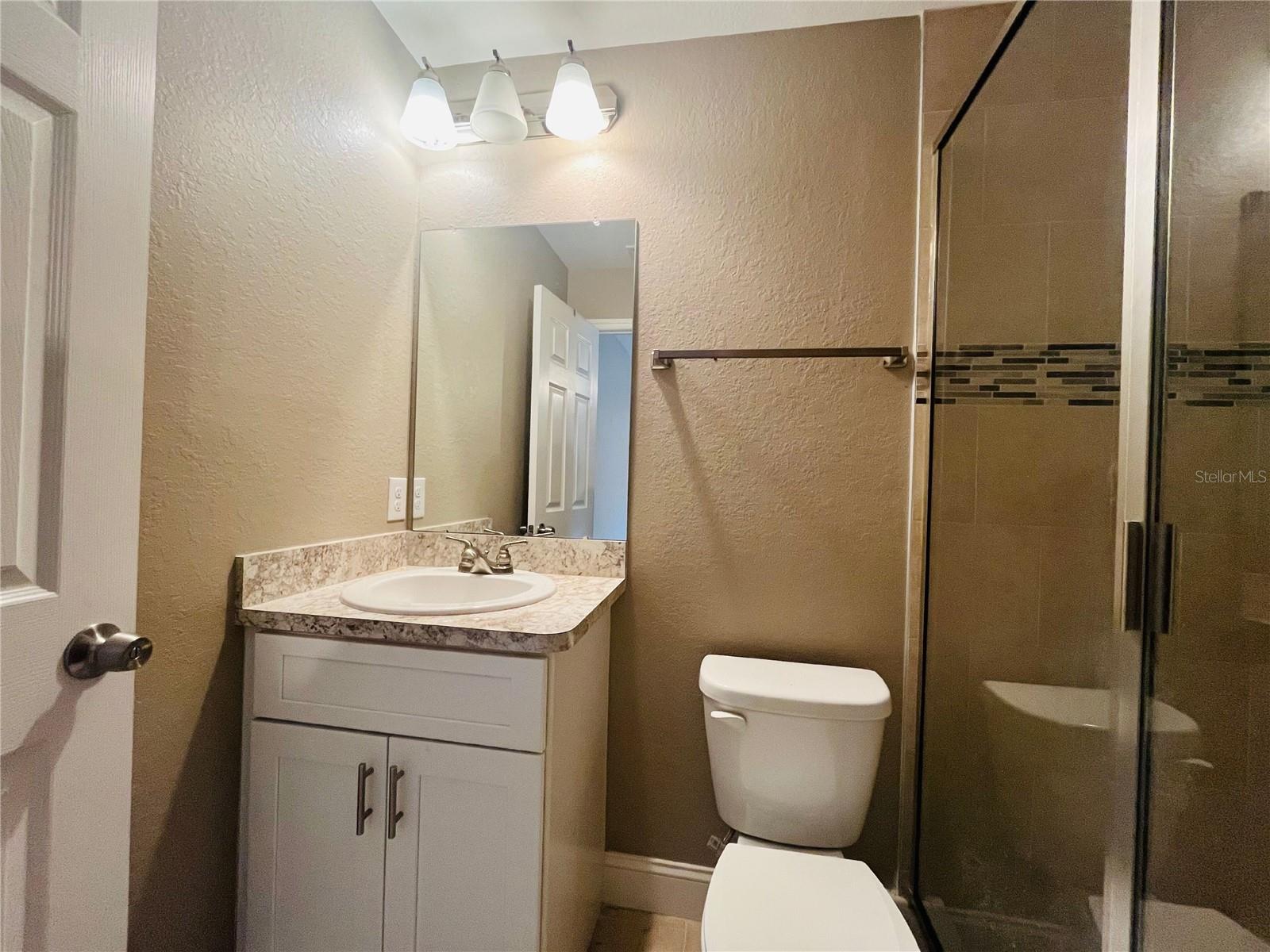 Image 9 of 12 For 640 Grapefruit Avenue Apt B