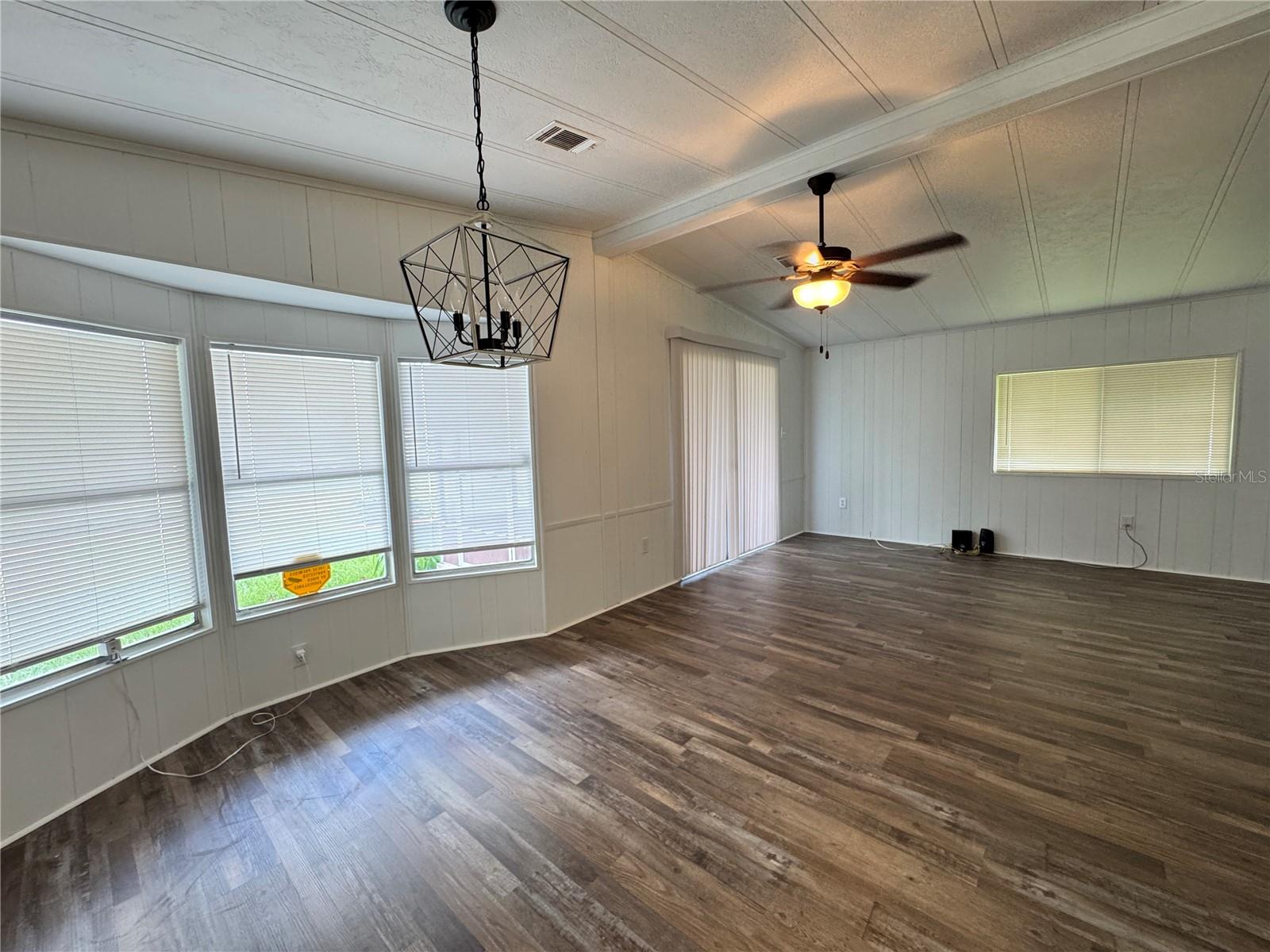 Image 11 of 22 For 4435 Autumn Palm Drive