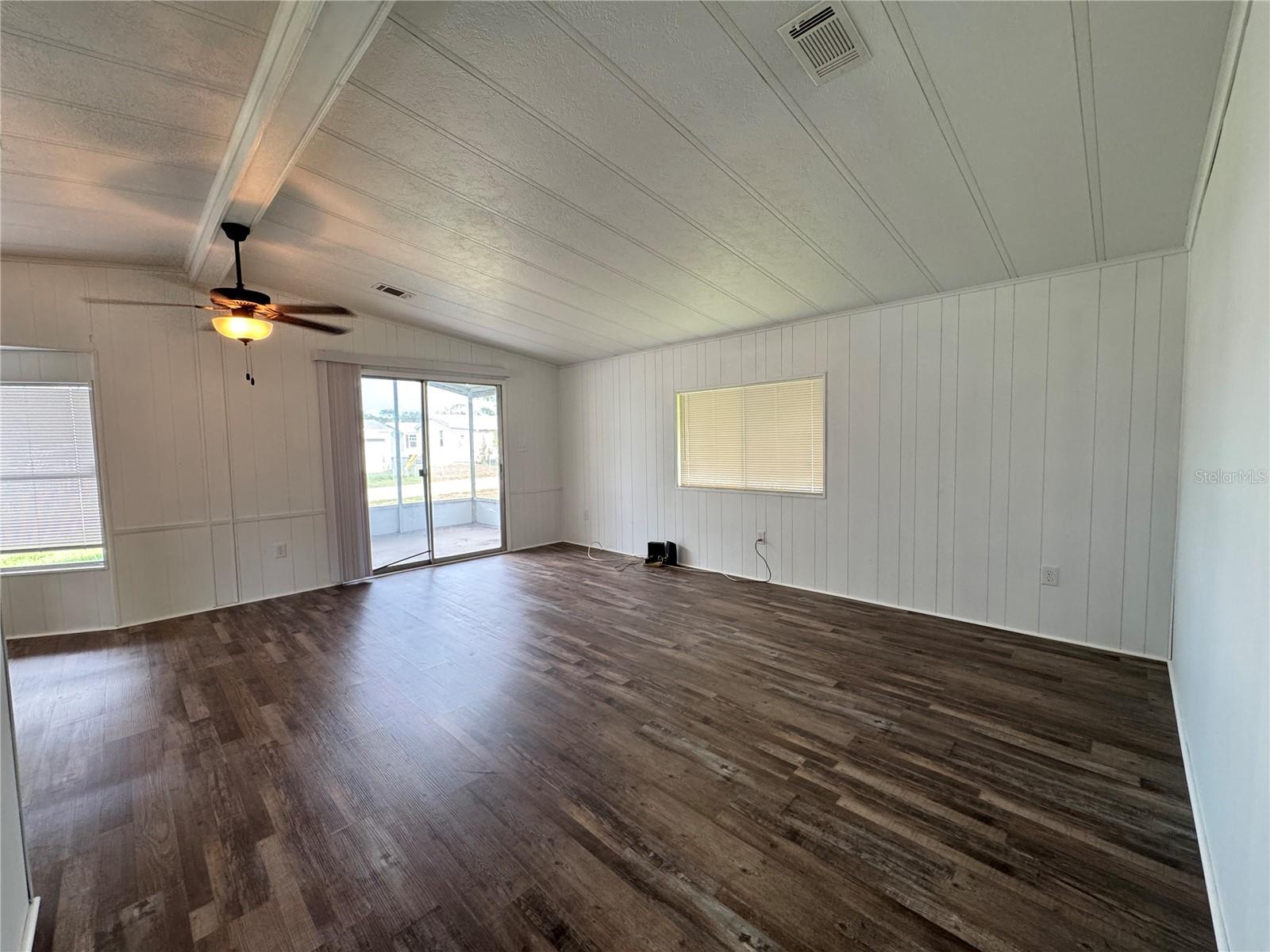 Image 16 of 22 For 4435 Autumn Palm Drive