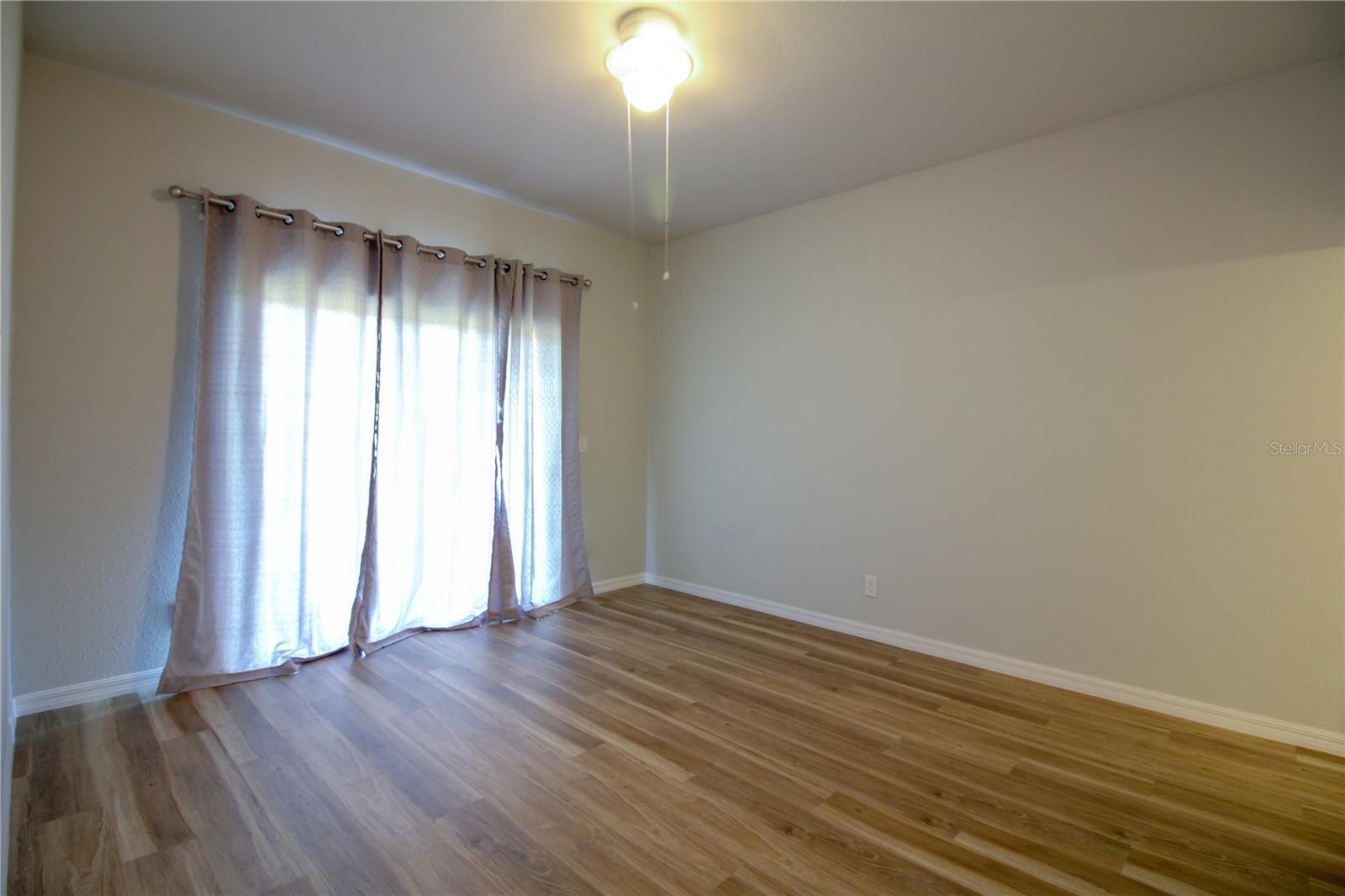 Image 10 of 21 For 1510 Las Villas Boulevard